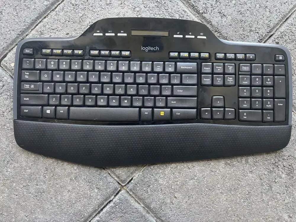 Logitech K710 Wireless Keyboard